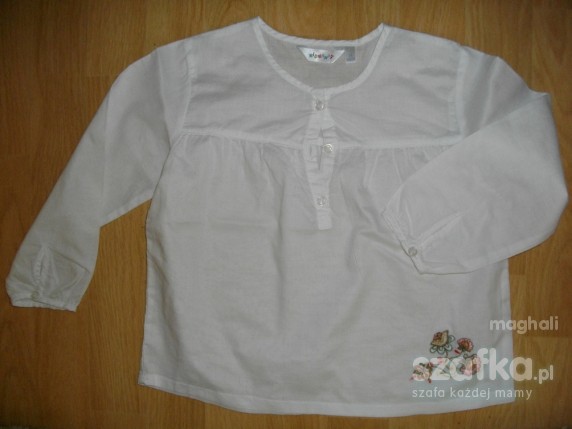 Biala z haftem 3 latka