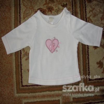 bluzia dla noworodka z serduszkiem