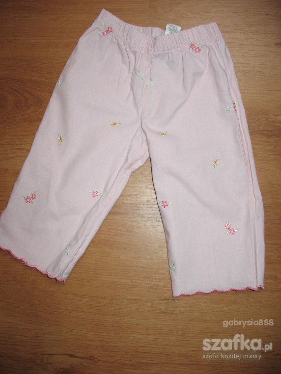 różowe spodnie w kwiatuszki