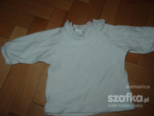 biała koszulka rozmiar 50 do 52 cm