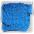 niebieski sweterek