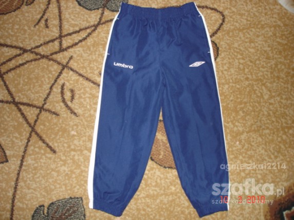 UMBRO spodnie dresowe rozm 110