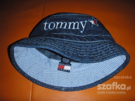 Tommy Hilfiger cudny kapelusik