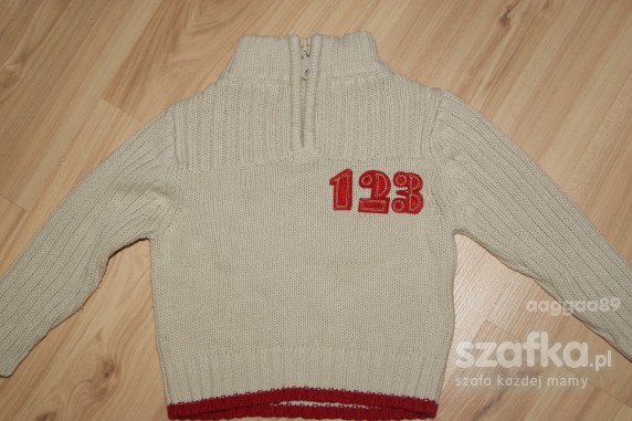 Sweterek na 74