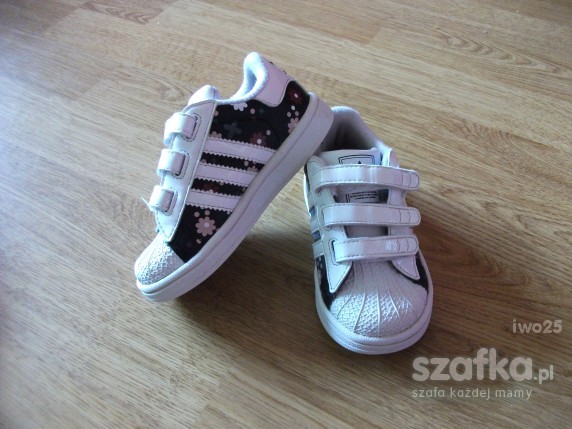 sliczne adidas dla dziewczynki roz 23