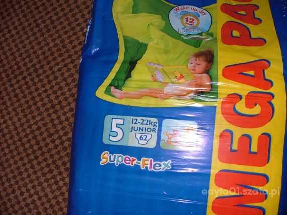 HUGGIES 5