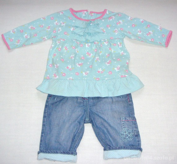 Komplecik z żabotem