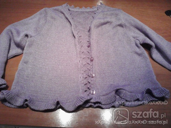 Śliczniutki jasnofioletowy sweterek dla dziewczynk