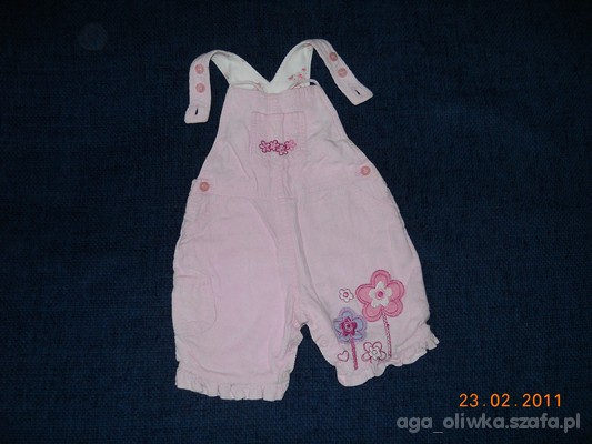 różowe ogrodniczki