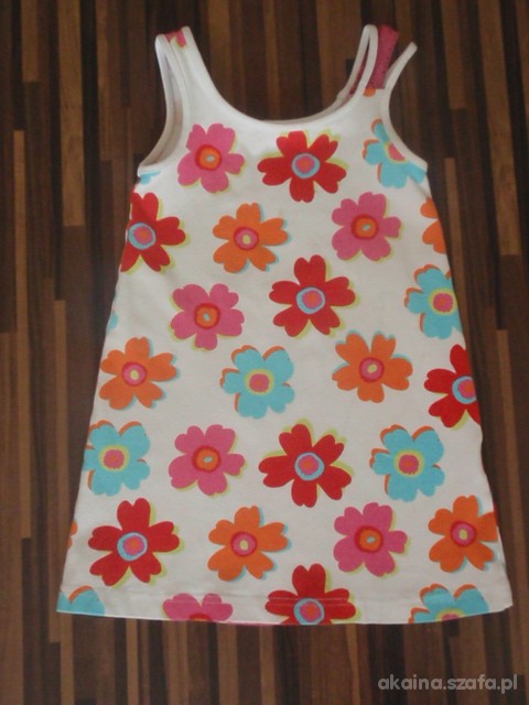ŚLICZNA SUKIENECZKA 98
