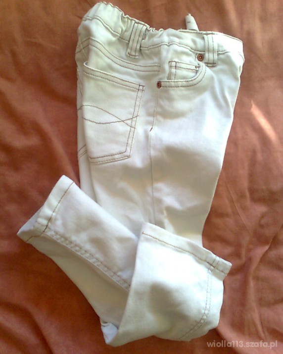 Białe jeansy rurki rozm 4 do 5 lat