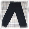 Eleganckie czarne materiałowe spodnie r128