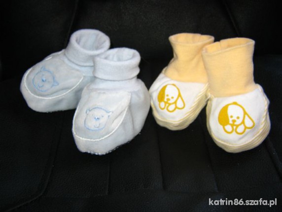 słodkie buciki dla niemowlaka