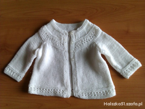 Sweterek ręcznie robiony na drutach