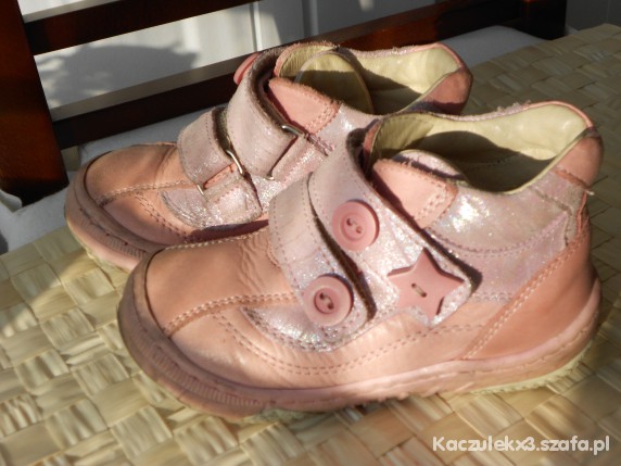 Skórzane półbuciki na rzepy r 22