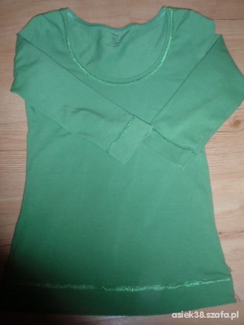 zielona bawełniana bluzka