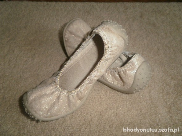 złote kapcie balerinki r 30