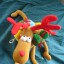 Kreatywna maskotka renifer Rudolf z prezentami