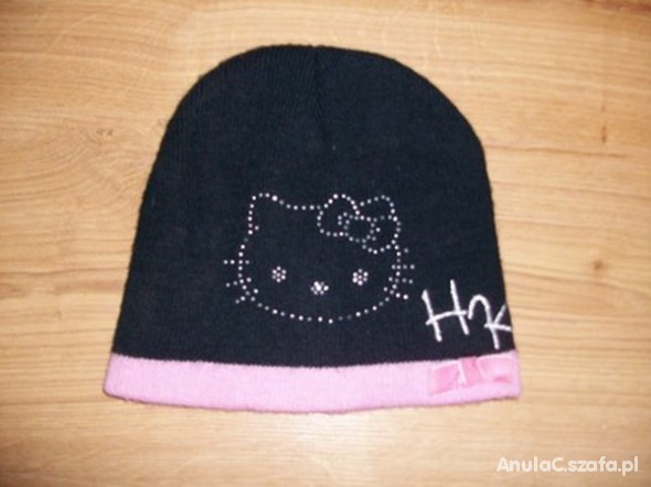 Hello Kitty zimowa czapka z cyrkoniami