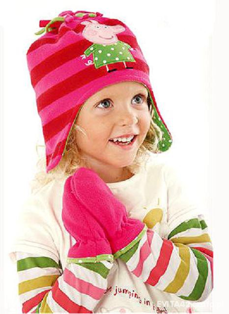 Czapka i rękawiczki Świnka Peppa firmy Next