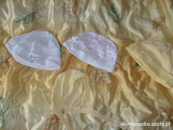 4 czapeczki dla noworodka