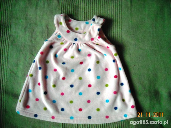 Śliczna sukienka z polaru Carters