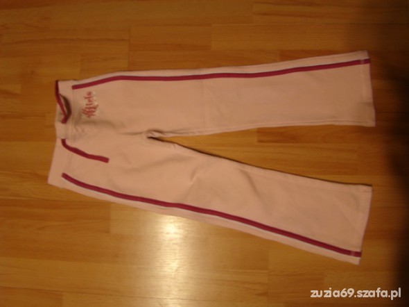 RÓŻOWE SPODNIE