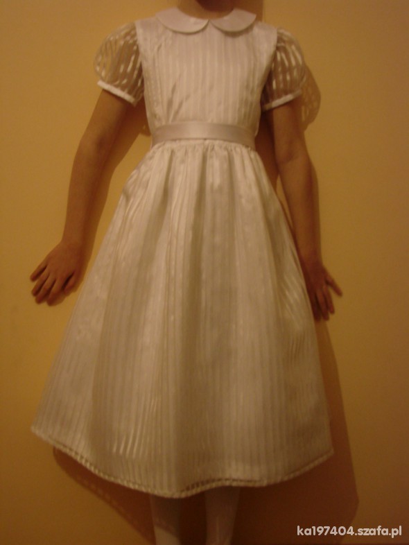 sukienka komunijna rozmiar 140 z pelerynką