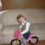 Kaja i jej nowy rowerek na 3 urodziny