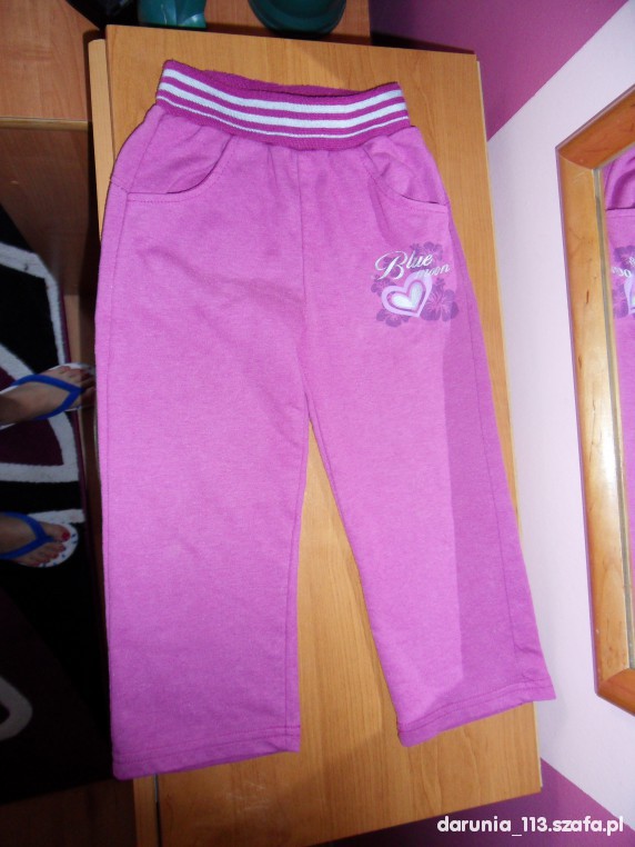 Spodnie dresowe różowe 104