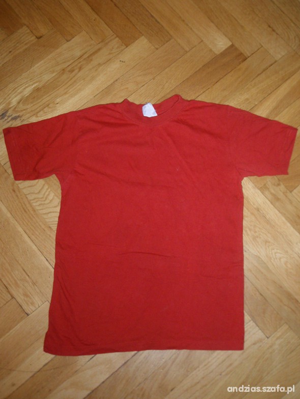 Czerwony t shirt