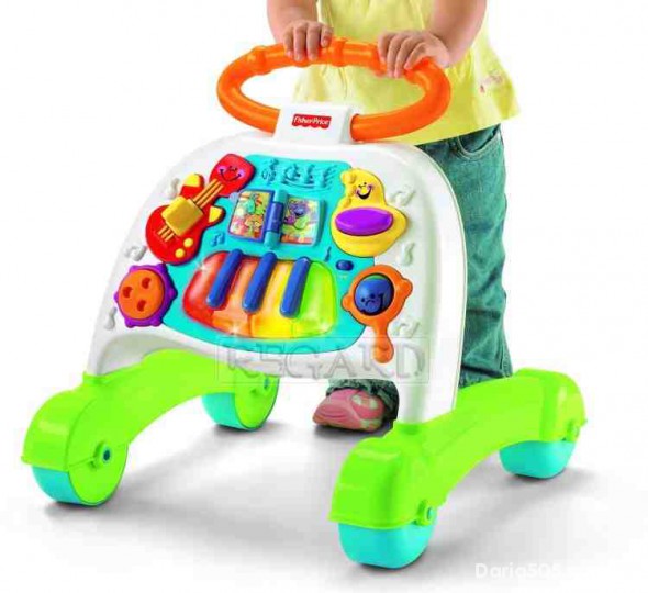 Fisher Price GRAJACY MUZYCZNY CHODZIK PCHACZ