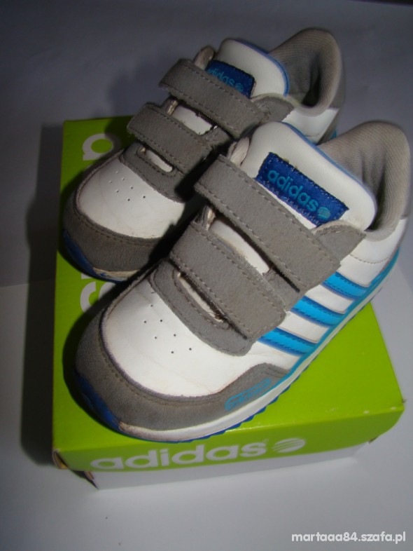 23 Adidas sportowe