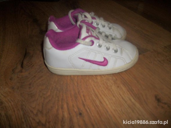 BUCIKI NIKE DLA NIEJ