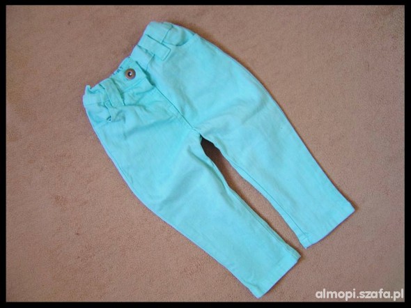 ASOS śliczne błękitne jeansy na 12 do 18 msc