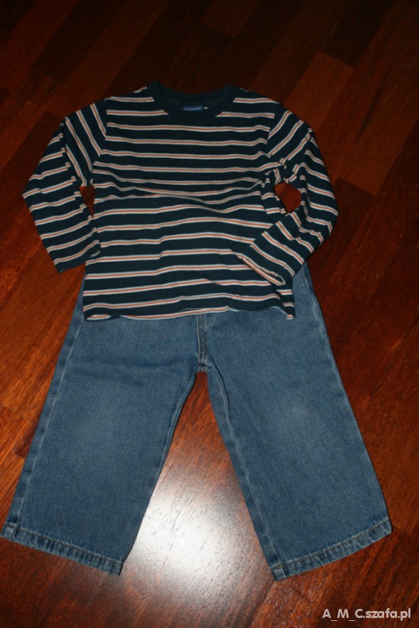 niebieskie jeansy dla chłopca