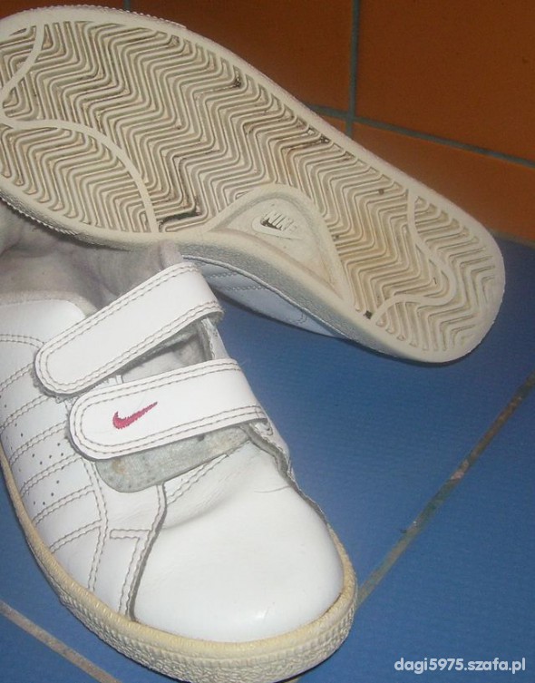 nike dla dziewczynki 33