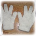Białe rękawiczki