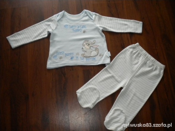 Śliczna piżamka dal dziecka