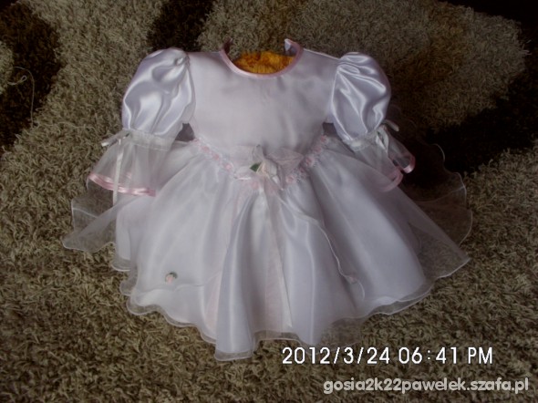 sukieneczka do chrztu