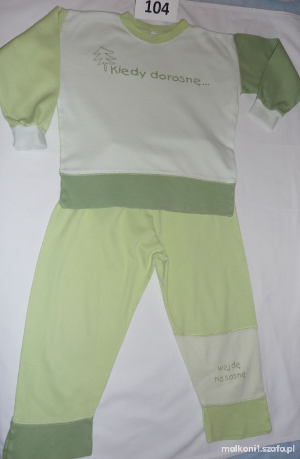 Piżamka zielona rozmiar 104