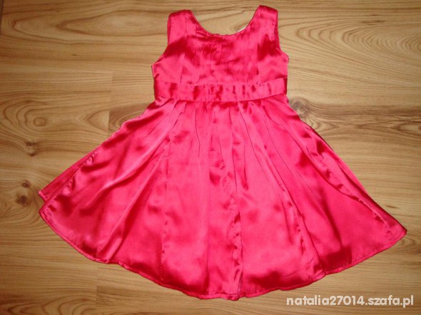 różowa sukienka86