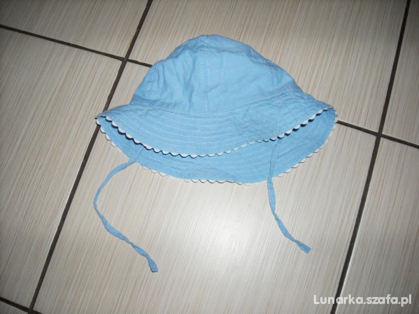 H&M jasnoniebieski kapelusz 86 cm