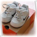 Śliczne buciki dla Chłopca Nike Białe rozm21 Tanio