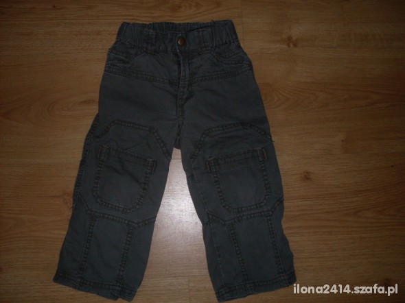 Zielone spodnie jeans