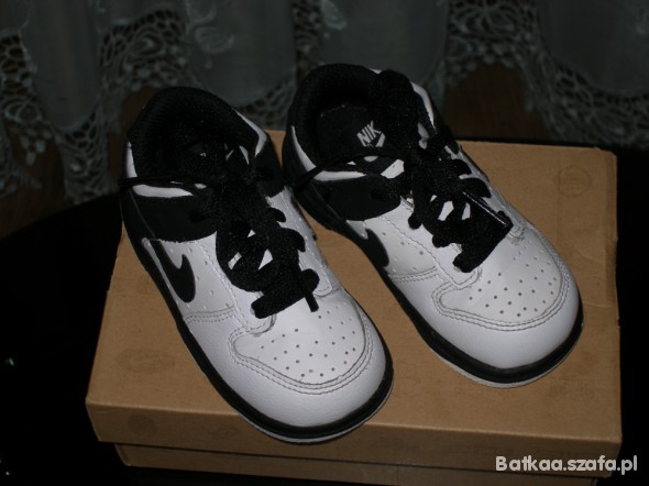 Buty nike rozmiar 22 stan idealny