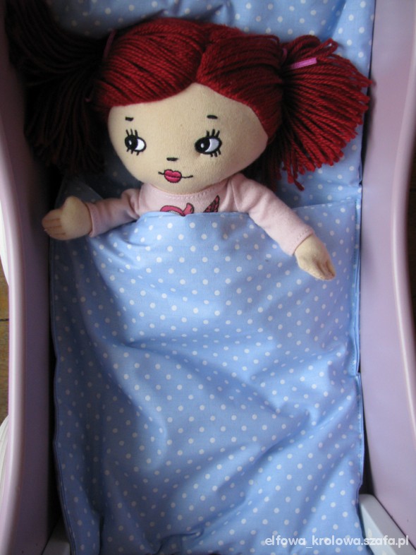 Śpiworek dla lalki z angielskiej bawełny w groszki
