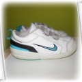 25 i 5 Nike unisex