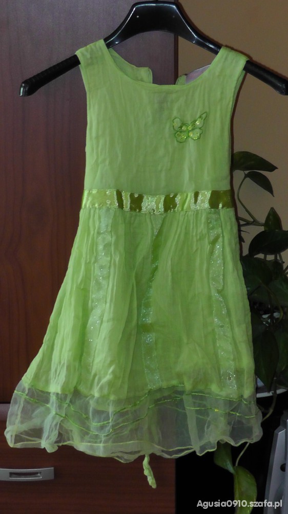 Zielona sukienka rozm 110