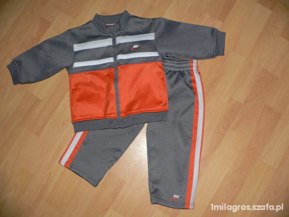 NIKE DRES KOMPL NA 92 CM